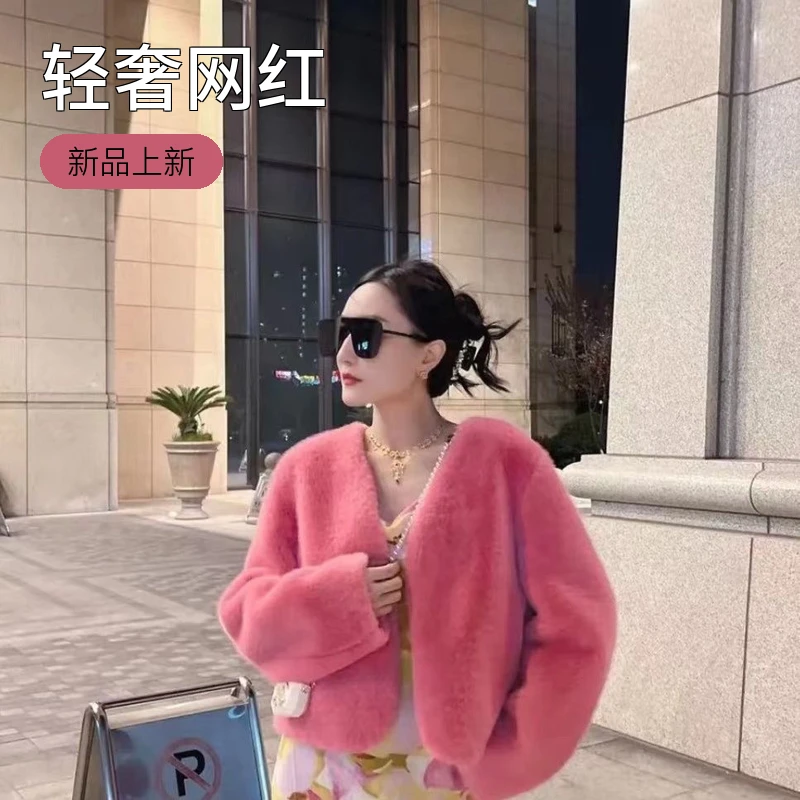 春秋新款貂绒鹿皮一体外套时尚气质短款轻奢网红
