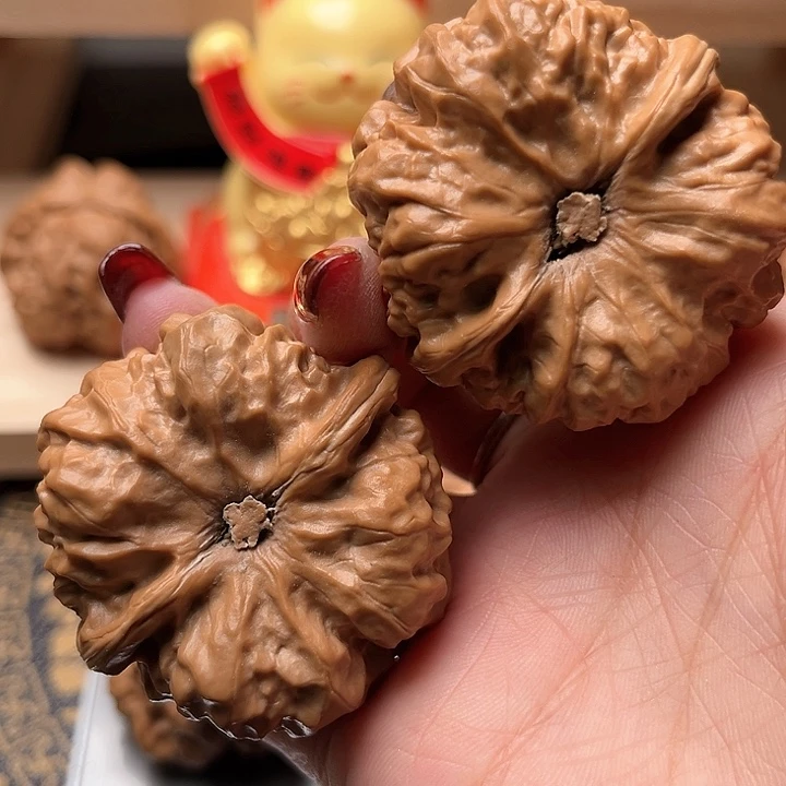 文玩核桃把件45尺寸水晶蜡黄皮肥蛙