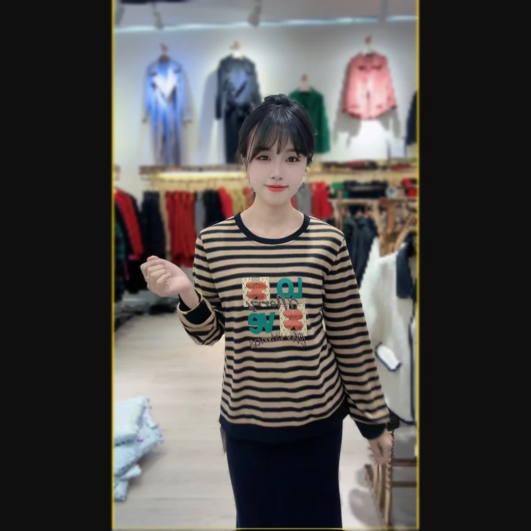 蝶恋花秋装新款圆领宽松百搭遮肉显瘦长袖中老年休闲条纹上衣