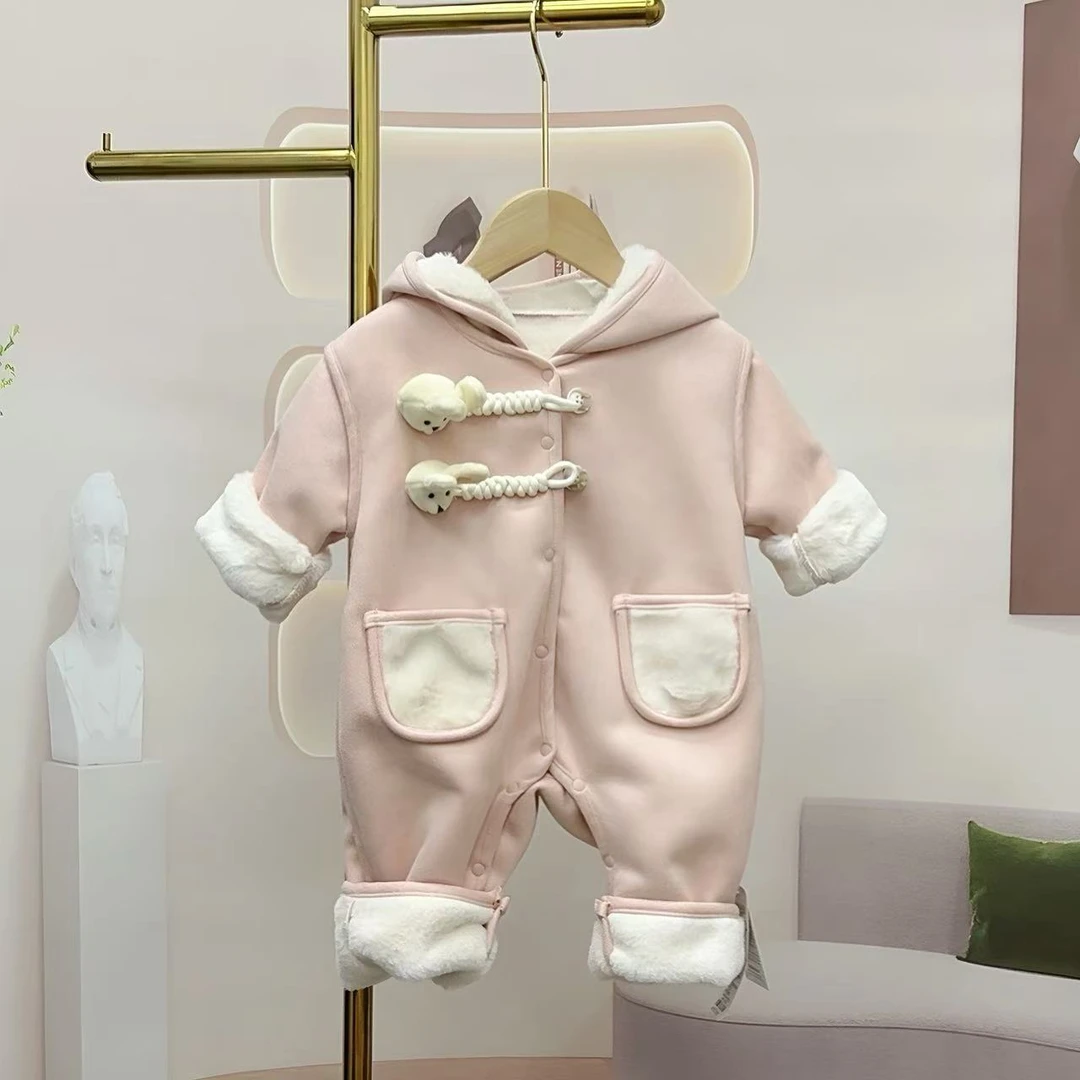 婴儿衣服冬款皮毛一体男宝宝加绒加厚连体衣秋冬季防风保暖外出服
