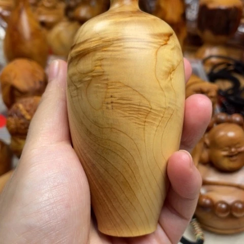 【闪购商品】柏木（崖柏）花瓶微瑕