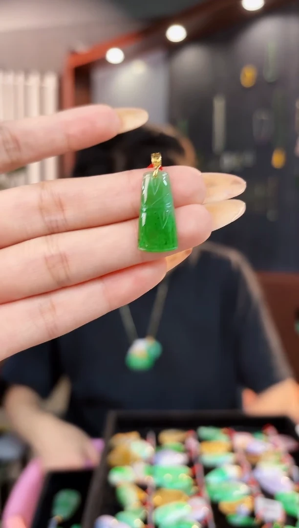 【闪购商品】翡翠颈饰18K金镶嵌缅料A货/支持复检/一件