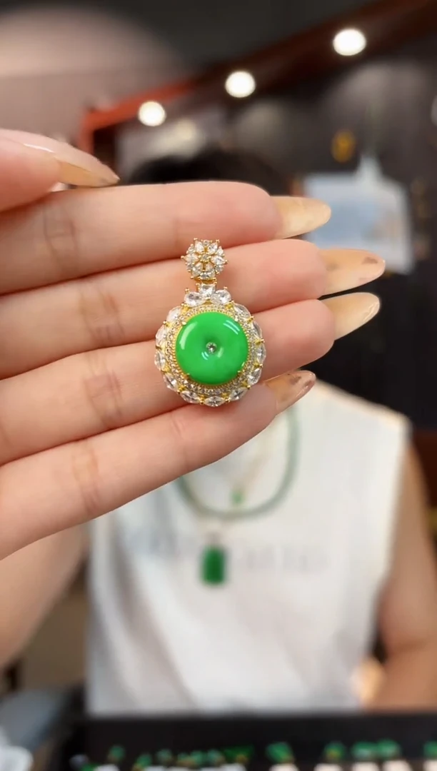 【闪购商品】翡翠颈饰银S925镶嵌缅料A货/支持复检/一件