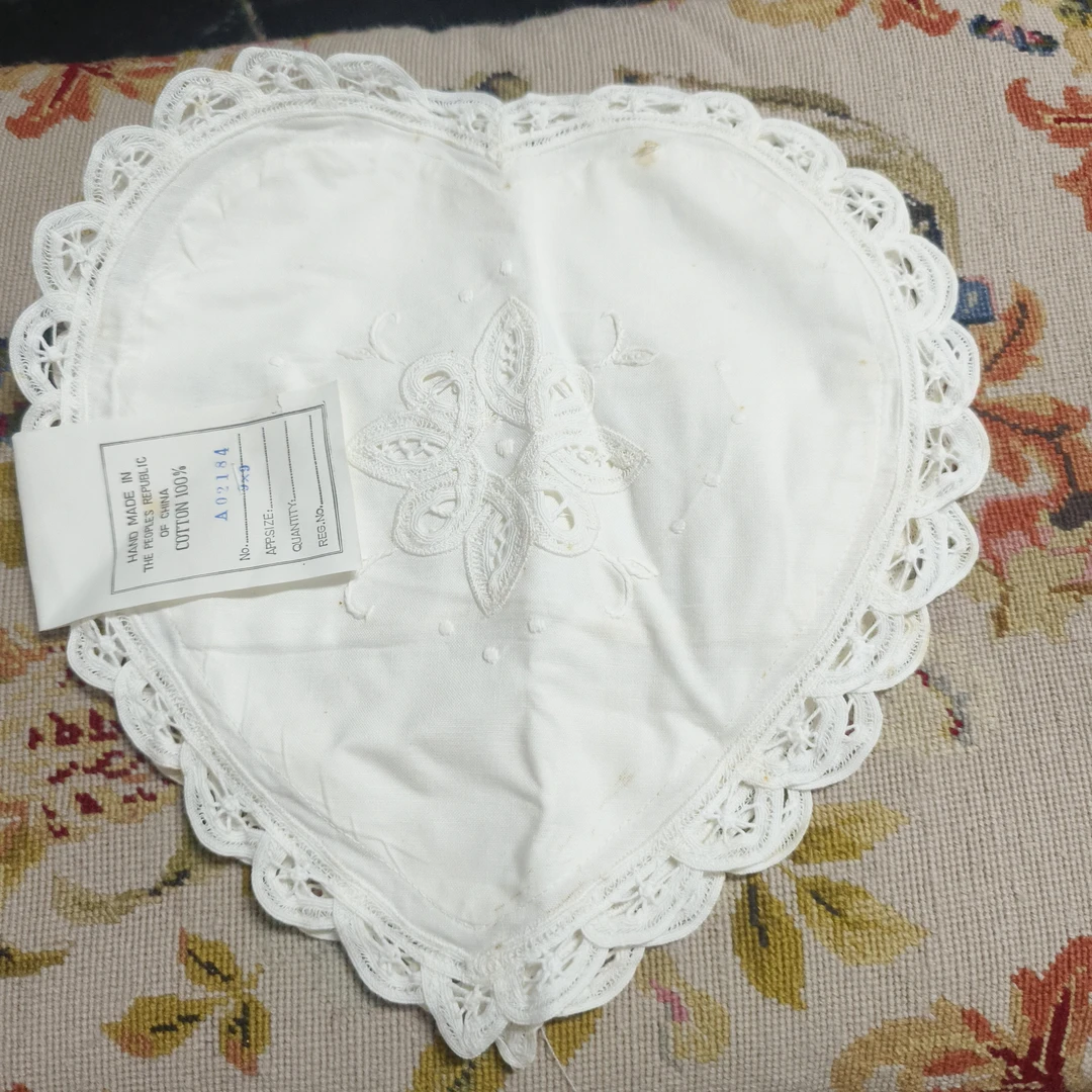 H122-1心型小靠垫套23cm白色棉质（不含芯）4片