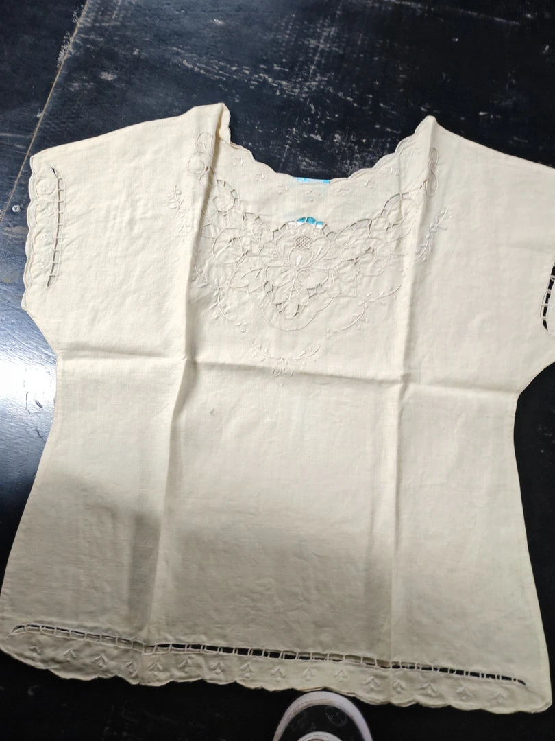 Y473  本色绣花布料 l码