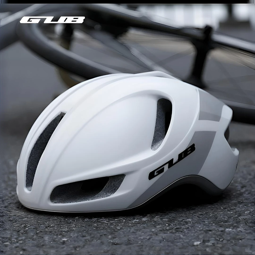 成人自行车轻便骑行头盔男女通用自行车公路车超轻自行车头盔新款