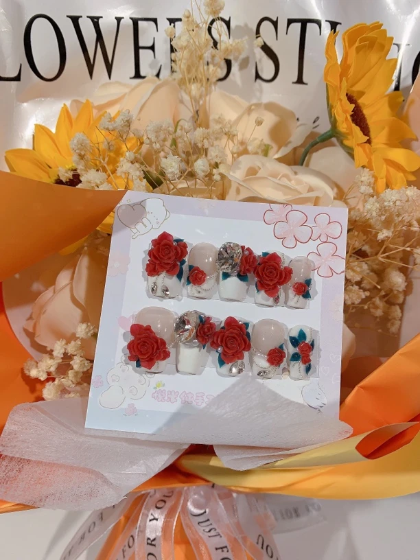 红色玫瑰纯手工制作定制穿戴甲