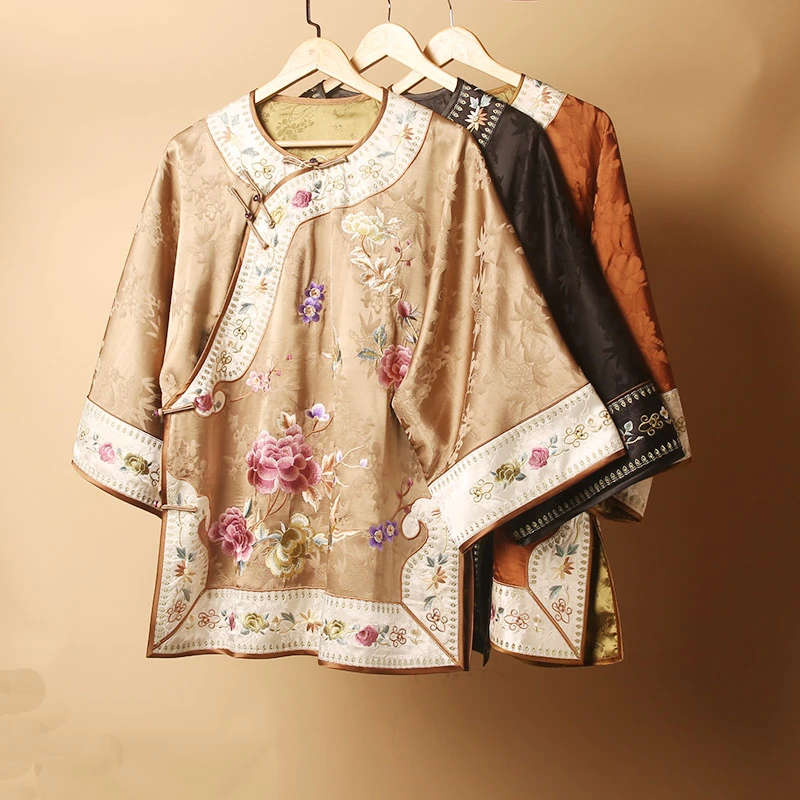 240045素女馆新款中式绣花圆领斜襟外套