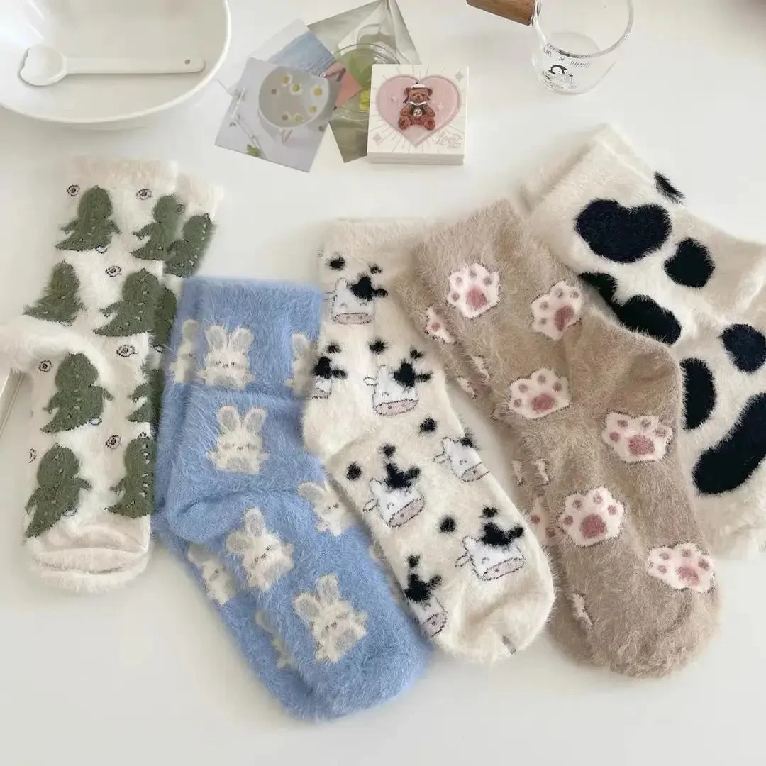 秋冬季袜子细腻顺滑毛绒袜子女保暖珊瑚绒睡眠月子袜地板袜加绒