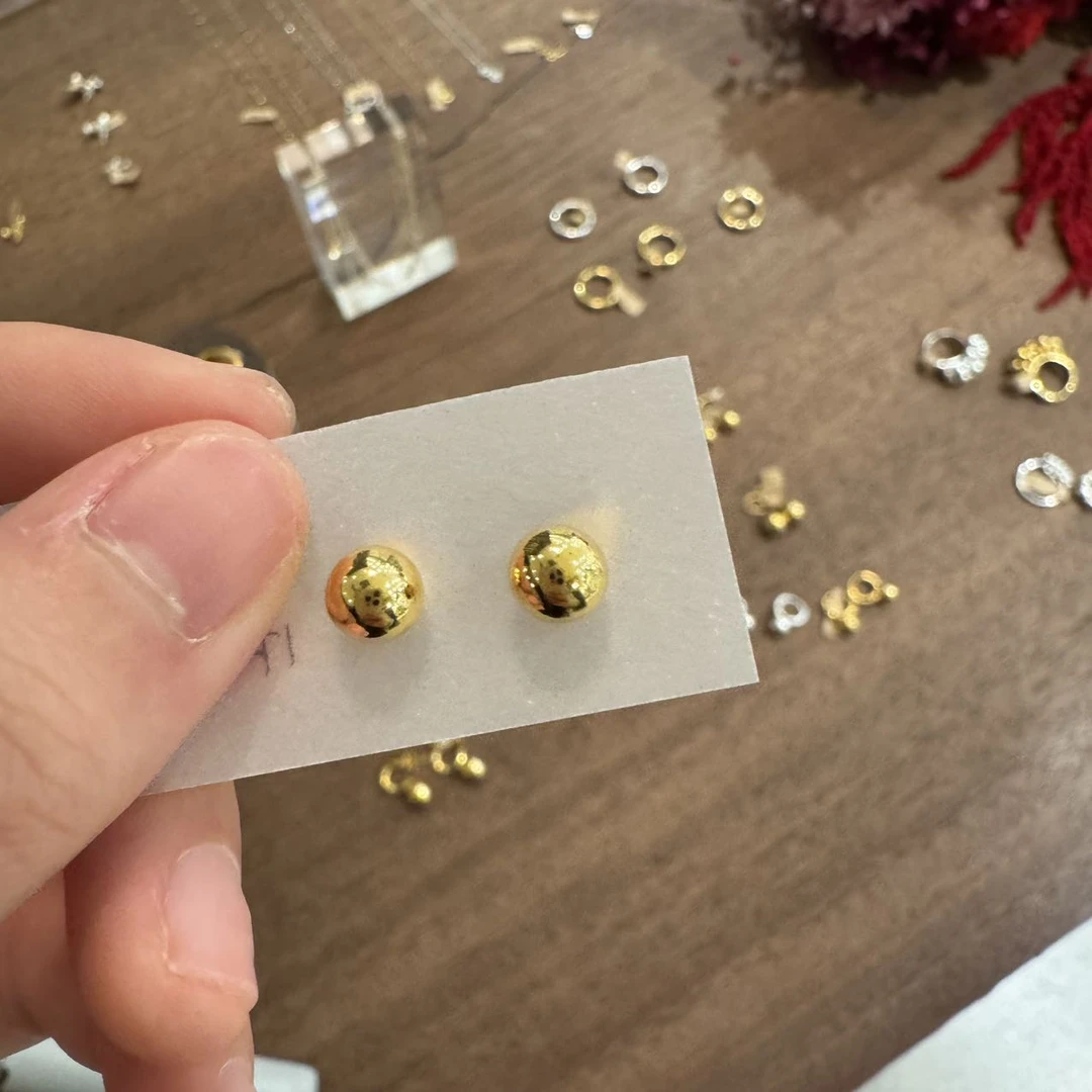 925银耳饰 1205A10 TJ韩国女装韩国直播代购925 6mm金豆耳饰