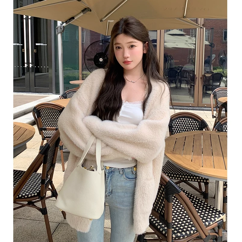 慵懒风水貂绒毛衣外套女春秋2025新款韩版宽松针织中长款开衫显瘦