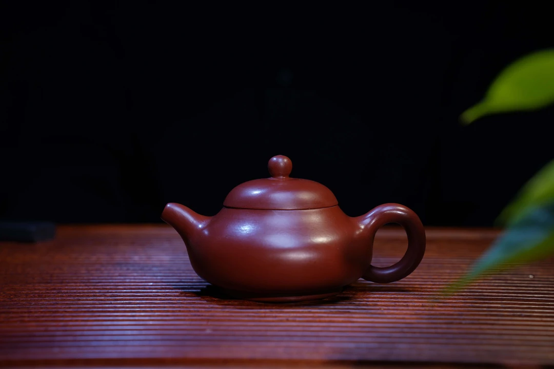 玉乳大红袍紫砂壶