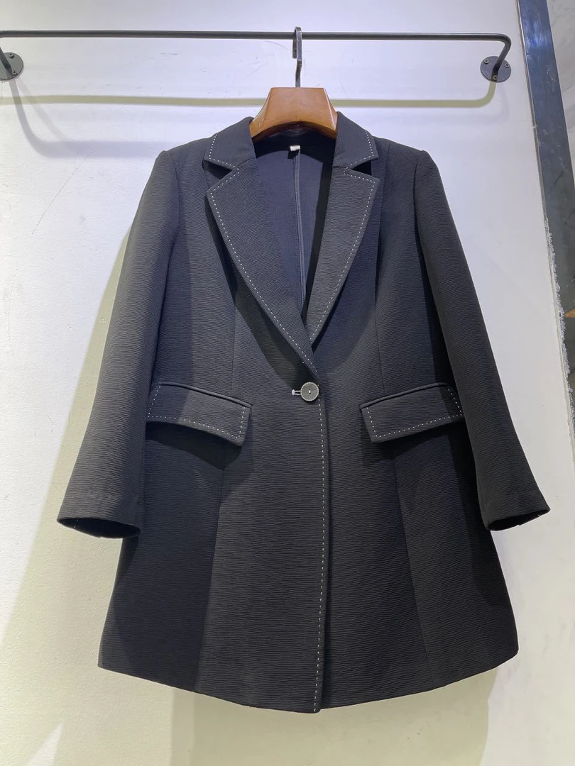 气质时尚简约百搭休闲设计师女士西服外套9922