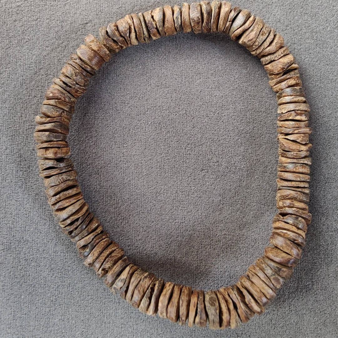 历香星洲老料沉水沉香手串C620片珠单圈（5.75）多样性发货1条