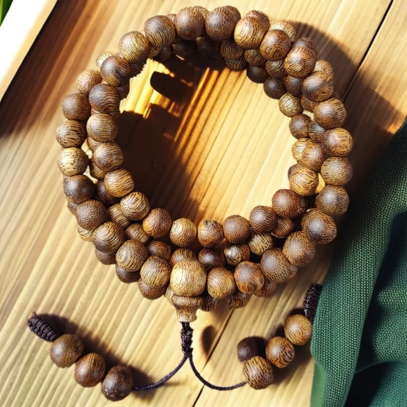 沉香历香陈化海南莺歌绿奇楠手串0.7Q302圆珠多圈（15）多样性发1条