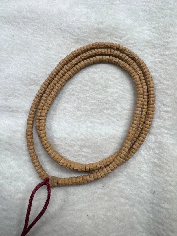 柏香籽高油药片手串