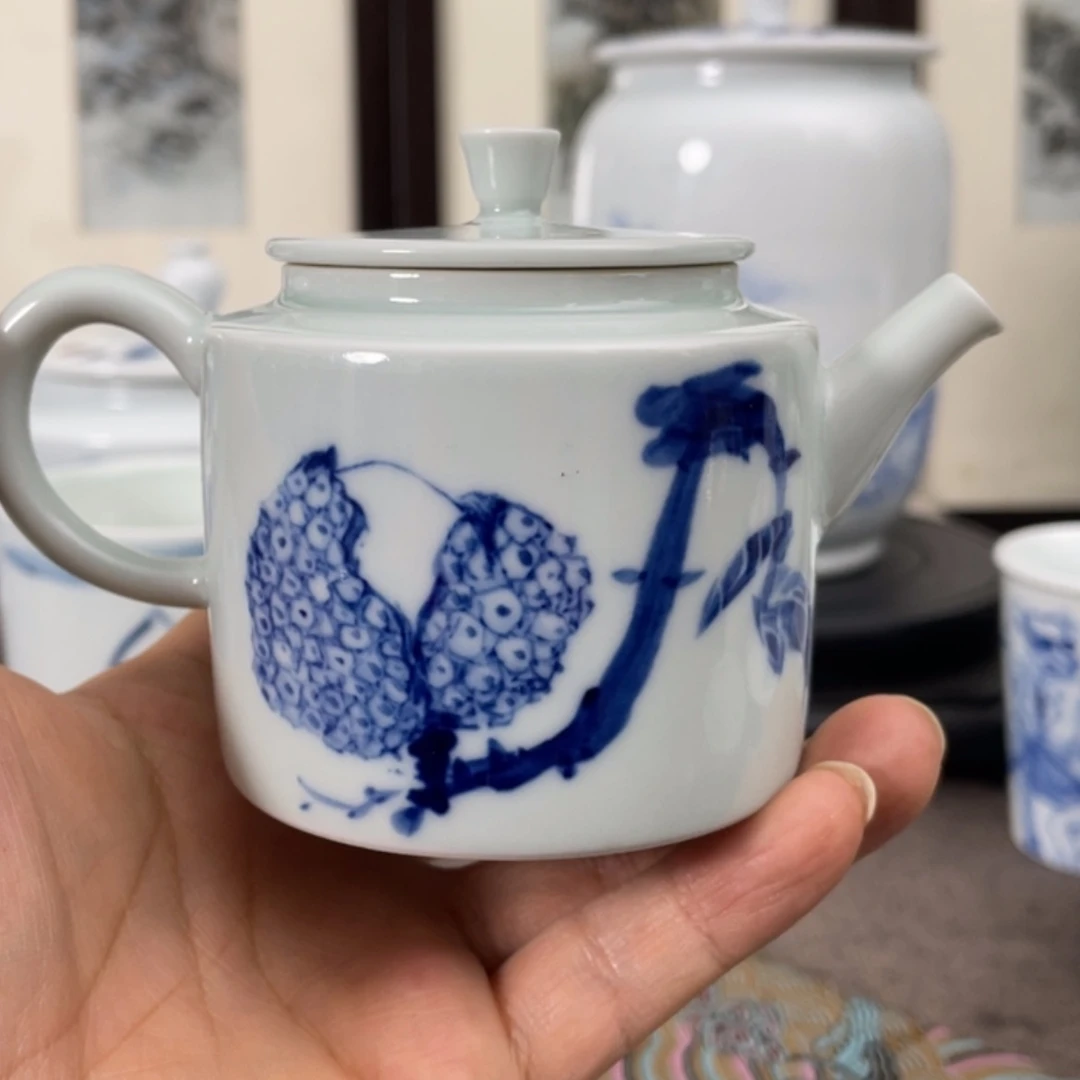 【闪购商品】陶瓷逍***猪