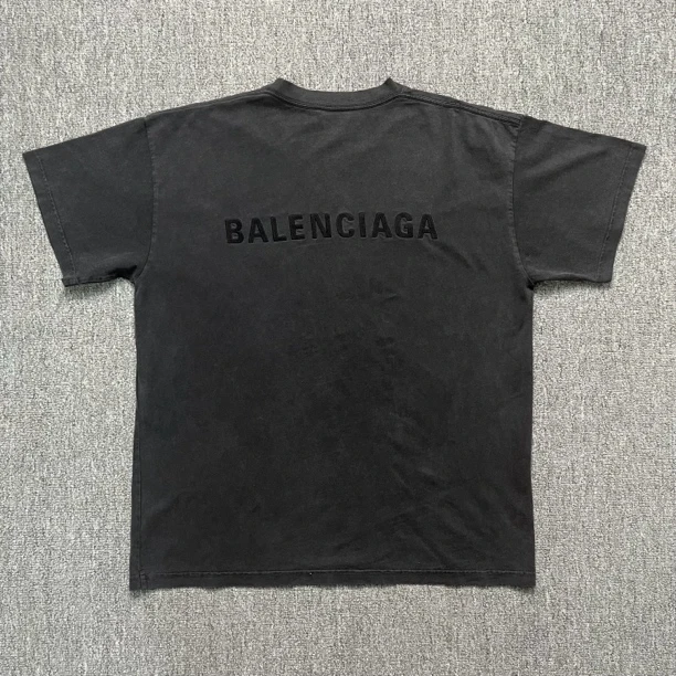 Balenciaga 后背刺绣logo水洗短袖/L码/存放/11680