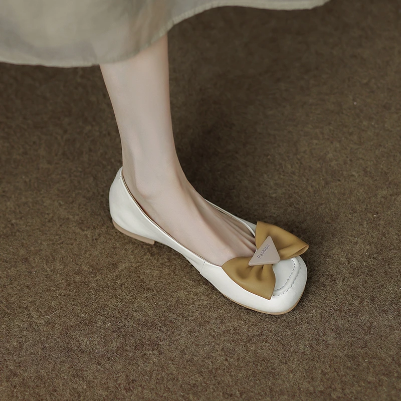 林晚晚 巨可爱~真皮方头蝴蝶结浅口单鞋女2025年休闲平底奶奶鞋