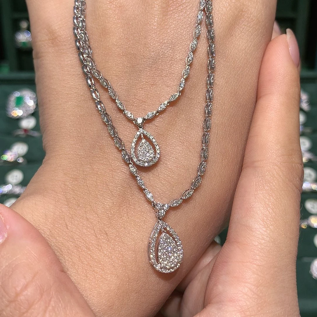 钻石颈饰18K金镶嵌假两层