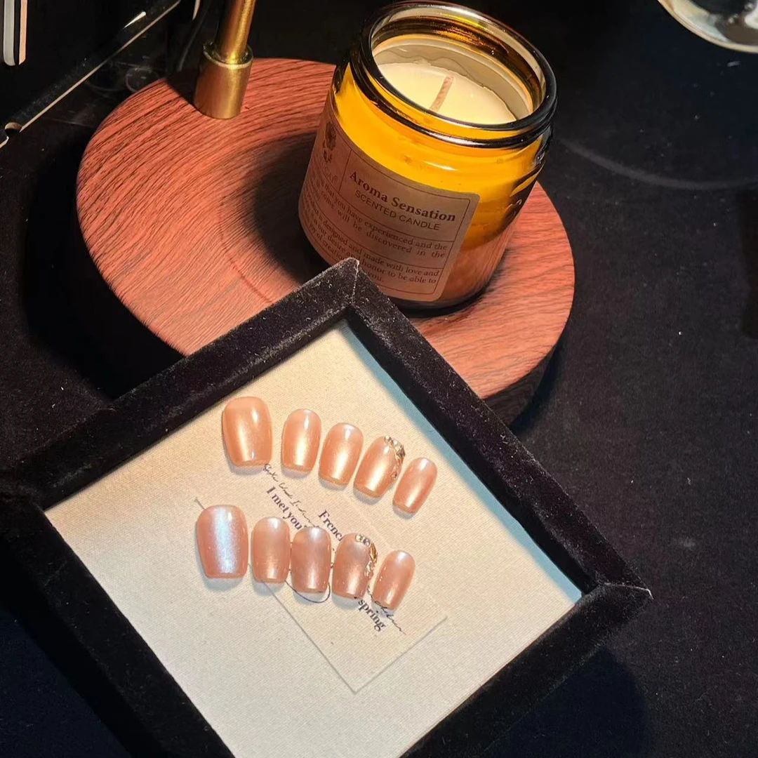 2【短短T】精灵玻璃珠猫眼24片穿戴甲