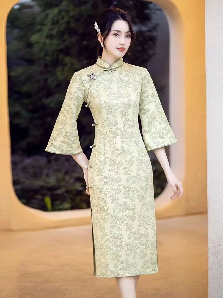 760-抹茶绿  描绘 倒大袖 长款 花扣 改良 旗袍