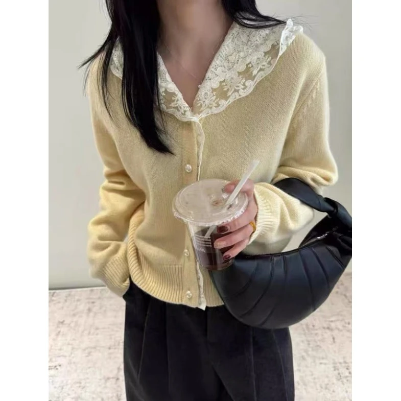 浅奶黄」蕾丝拼接帽衫！单排扣韩版宽松连帽针织毛衣女秋冬潮