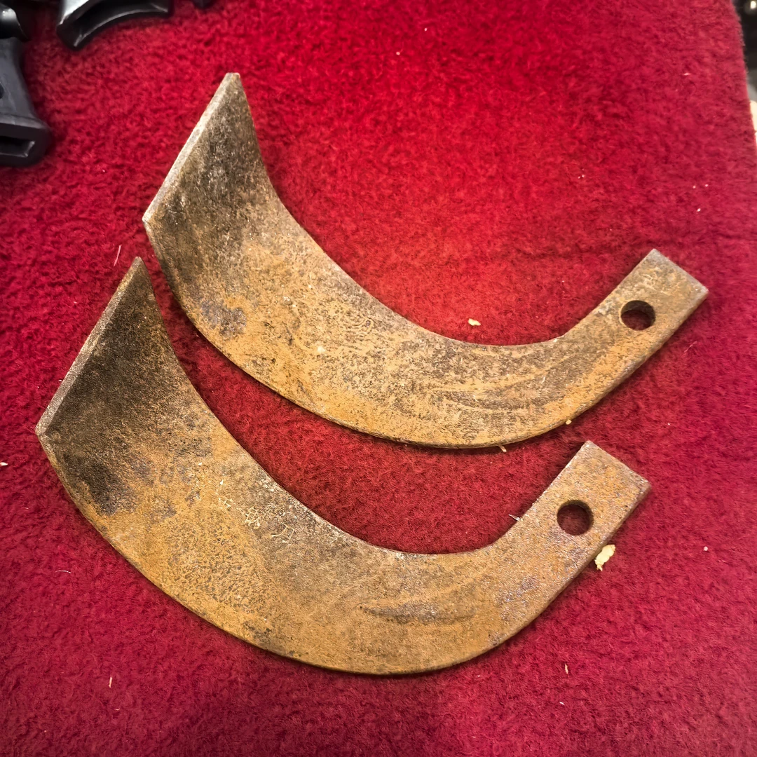 生锈处理！金钢刀！数量有限！先到先得！一百箱