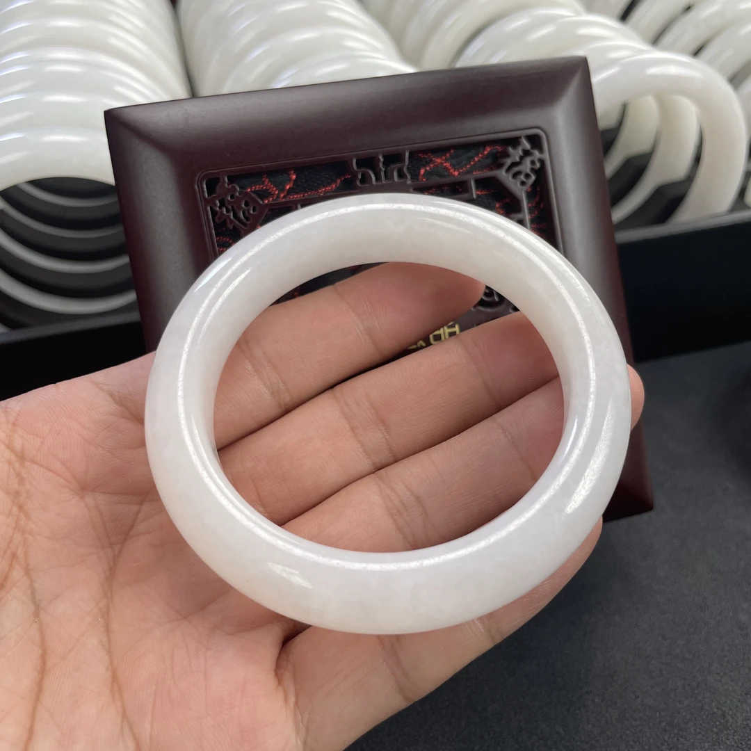 【玉户珠宝】天然和田玉白玉手镯 多样性发一件宽13-15MM 带盒