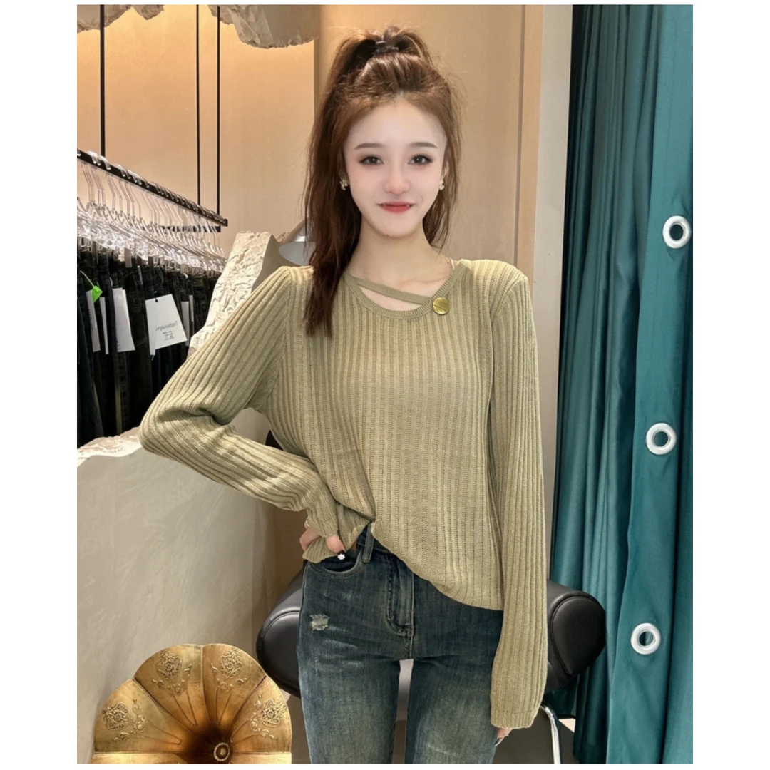 长袖针织衫女2025年春季新款时尚宽松挂脖镂空条纹设计感4125