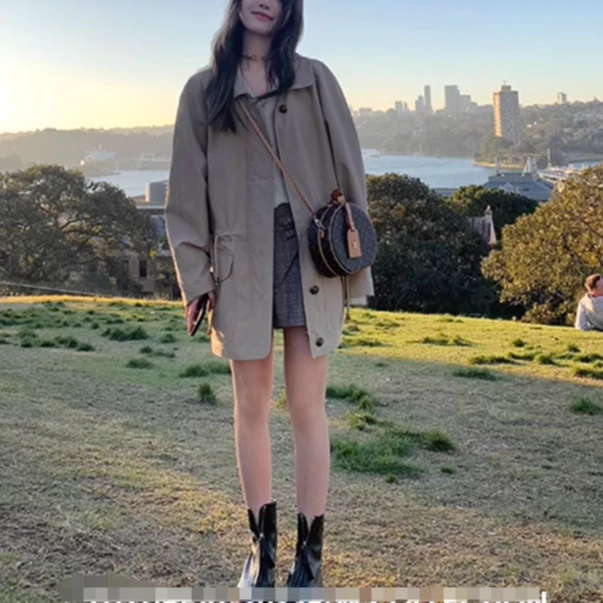 Girlyhalo英伦风复古娃娃领短款风衣外套女春秋大衣