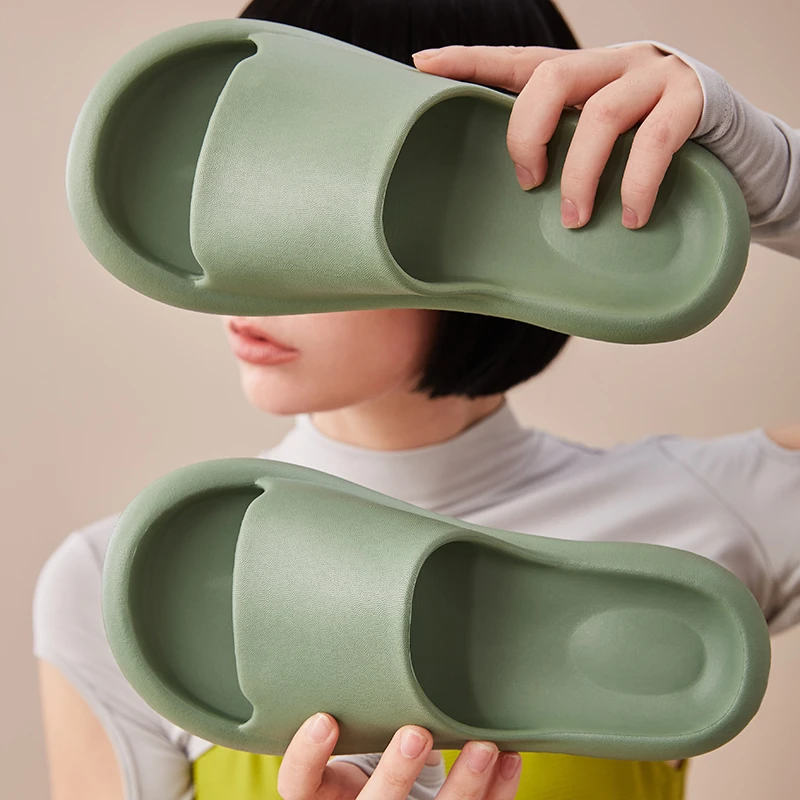 居家加厚拖鞋室内家居防滑EVA新款外穿浴室洗澡厚底情侣透气男女