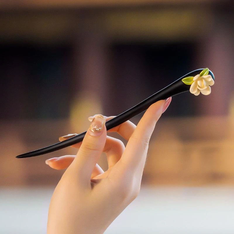 栀子花发簪古风女木高级感木质盘发花朵发钗簪子简约现代新中式