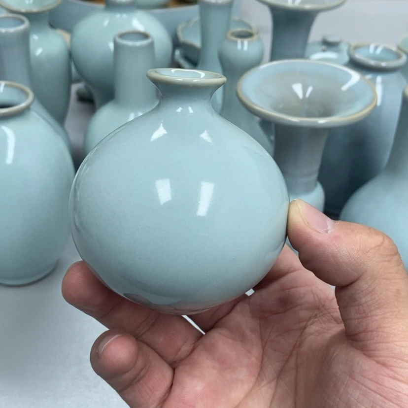 【闪购商品】瓷戏**情花瓶