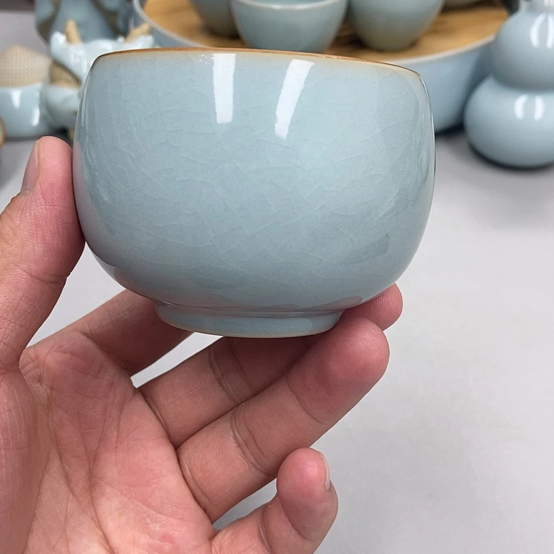 瓷厚**本天青色张君老师大肚杯