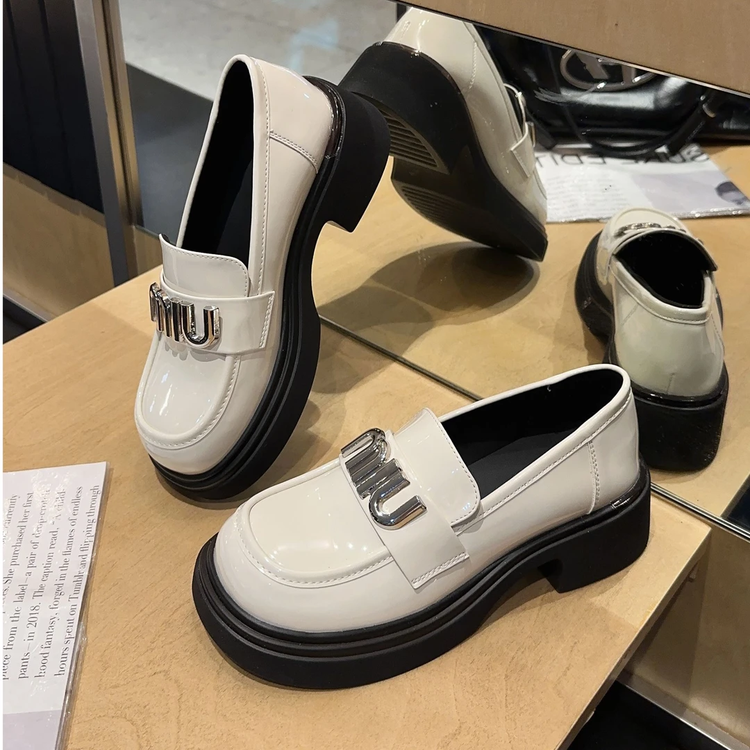 粗跟英伦风小皮鞋女2025春秋季新款黑色单鞋一脚蹬乐福鞋4113