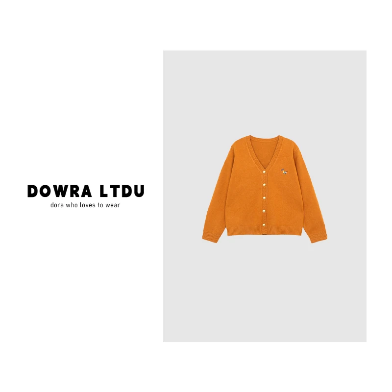 朵拉【奔跑小马】2024年冬季新款V领小马刺绣百搭开衫外套潮102-102