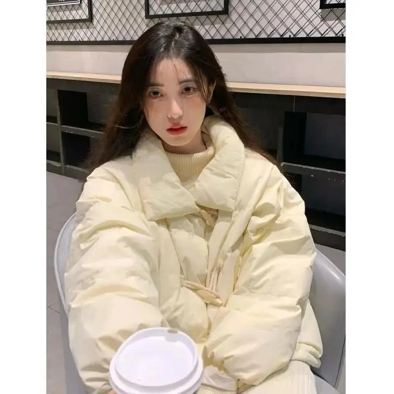 羽绒衣复古牛角扣羽服女2023冬季新款设计感小众韩版加厚短款面包