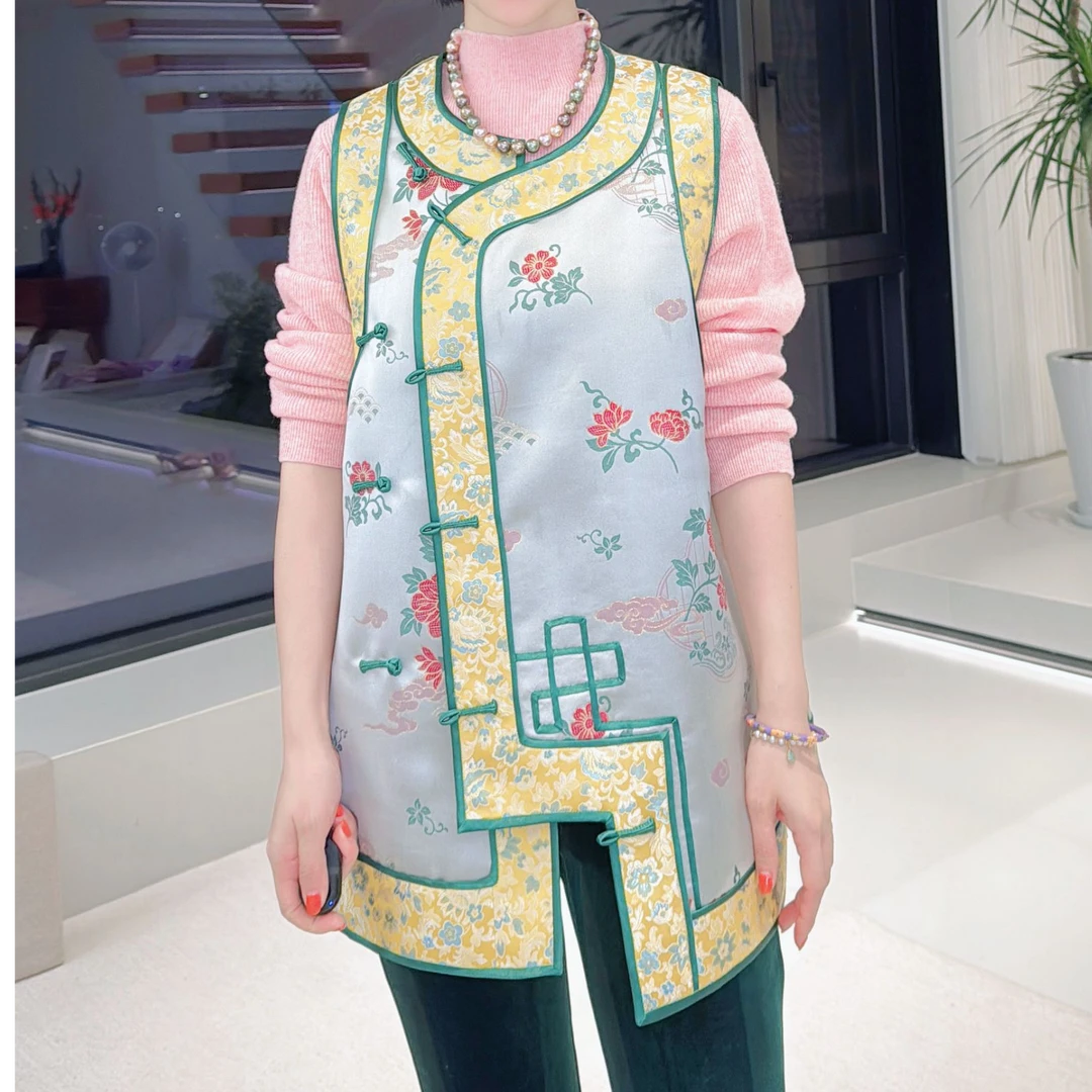 4006宋锦拼接斜襟马甲