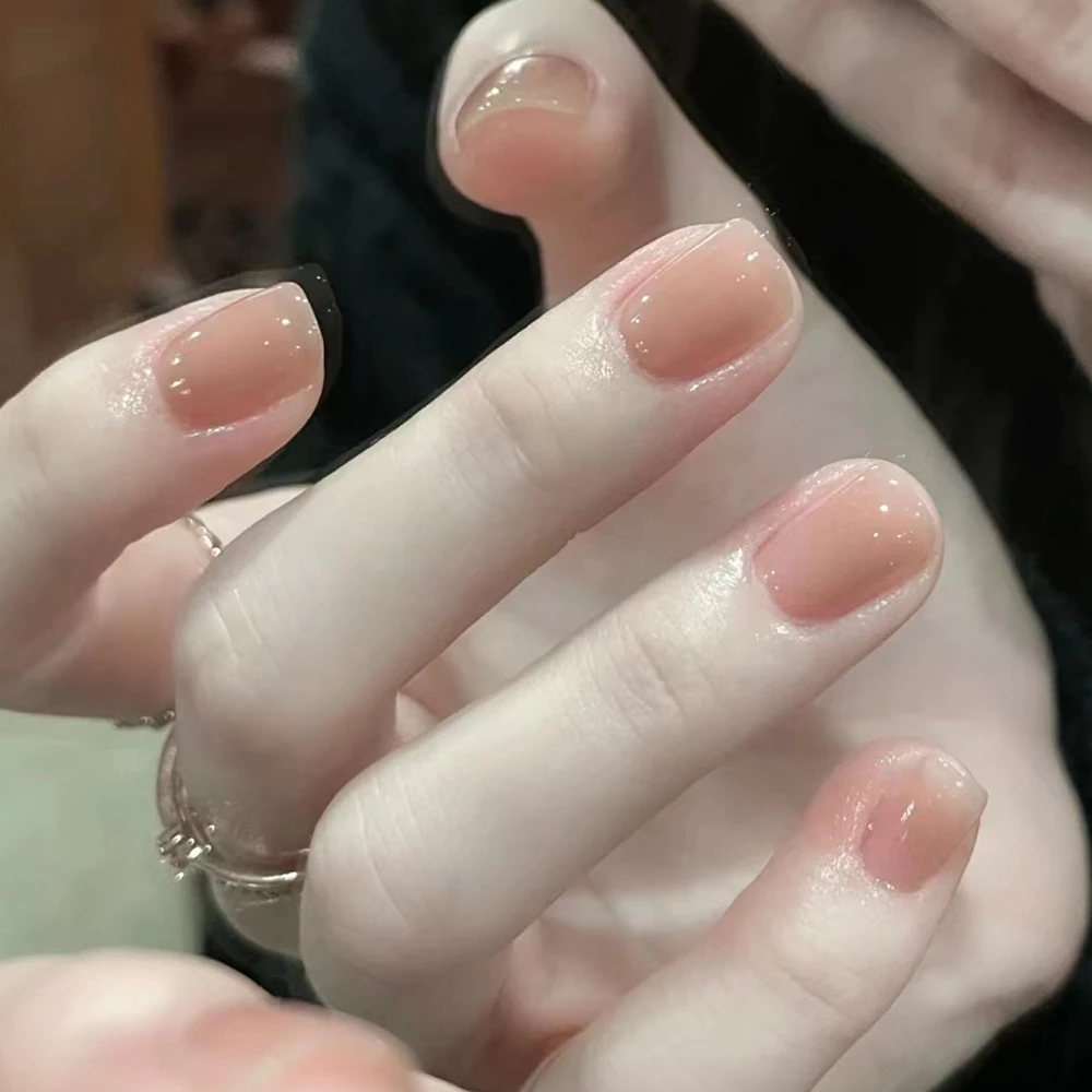 秋冬热销短款圆头穿戴式指甲贴显白豆沙粉美甲贴片成品美甲片批发