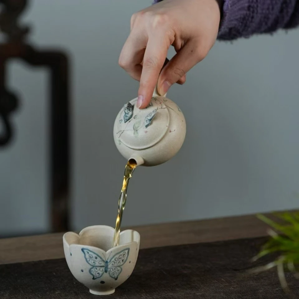 【有茶有院·相守壶】泥绘 青花蝴蝶白段泥 80ml