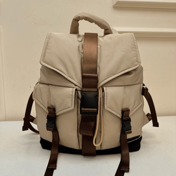 54813 大号卡其色织物双肩包，尺寸：30x40cm