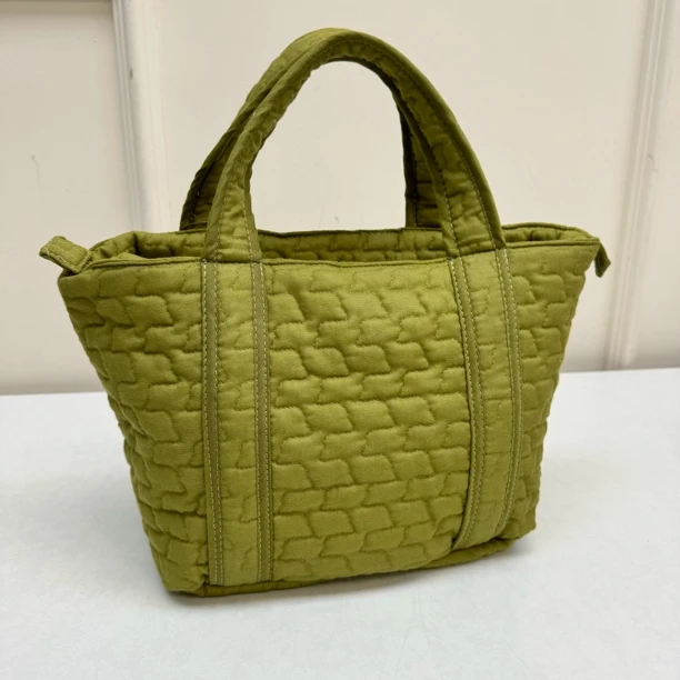 52041 日Atten单tion，中号织物绗缝夹棉布艺手提包，尺寸：20x35cm