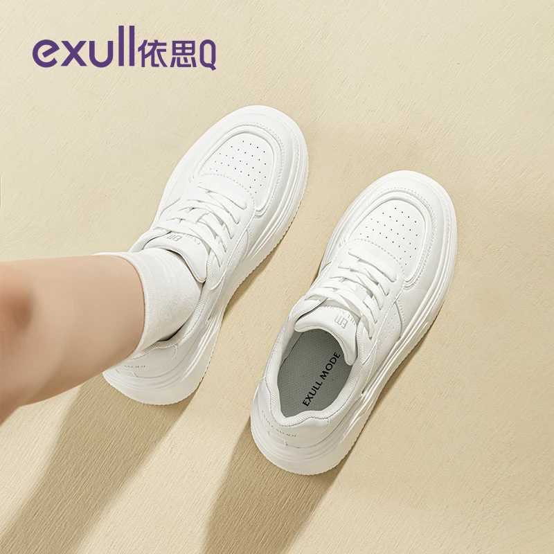 依思q厚底小白鞋女2025年新款秋冬爆款休闲运动鞋女增高百搭板鞋