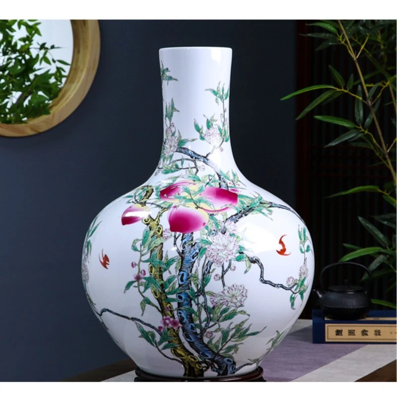 鸿轩景德镇陶瓷客厅电视柜家居摆件五福九桃天球瓶