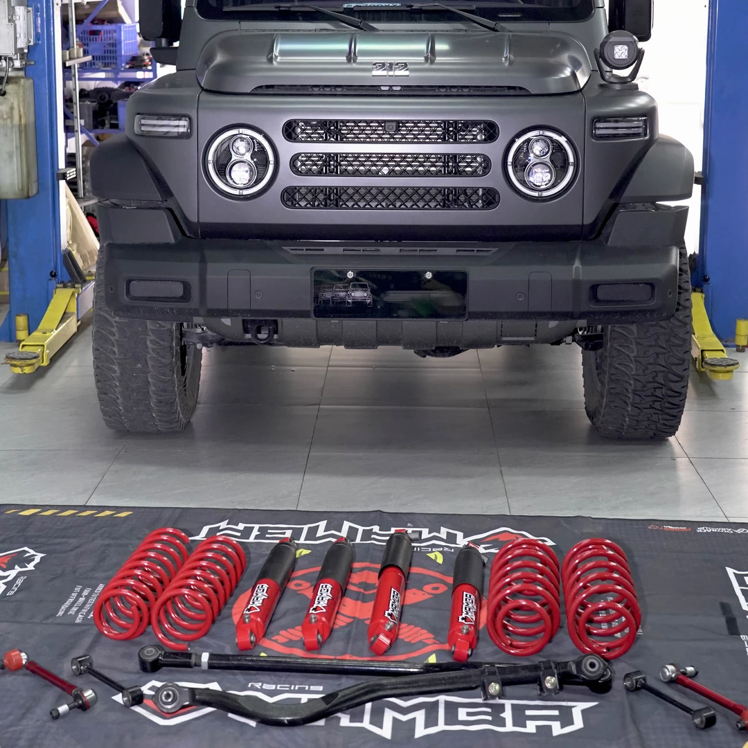 北京吉普212机械师T01升高2寸黑曼巴油压减震器加高弹簧减振改装