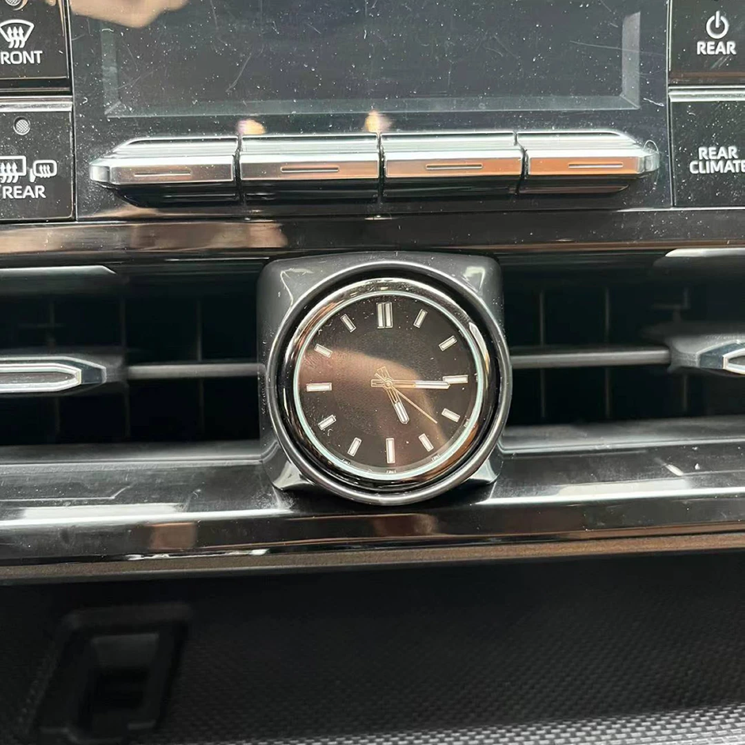 丰田22-24款汉兰达石英表陆放车载石英表中控时钟表内饰装饰改装