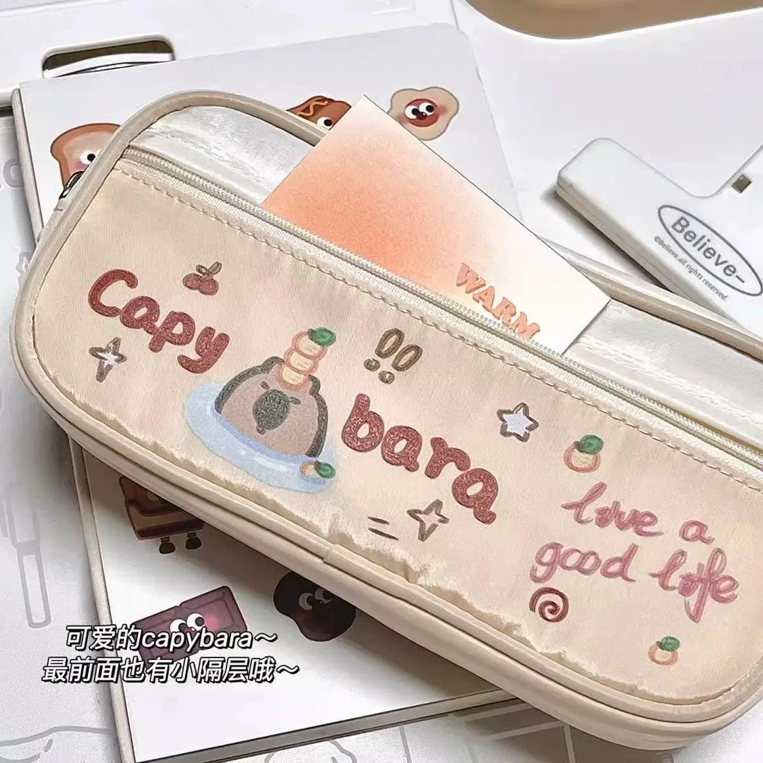 小红书同款卡皮巴拉抽绳笔袋学生ins高颜值大容量文具盒可爱笔袋