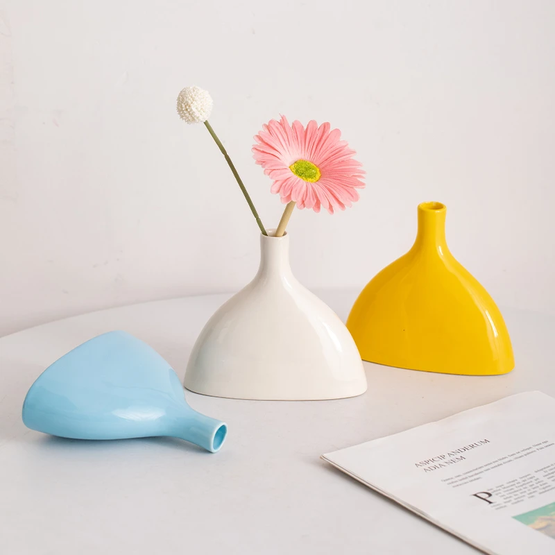 北欧简约彩色陶瓷花瓶小口径客厅桌面插花摆件干花装饰品鲜花花器