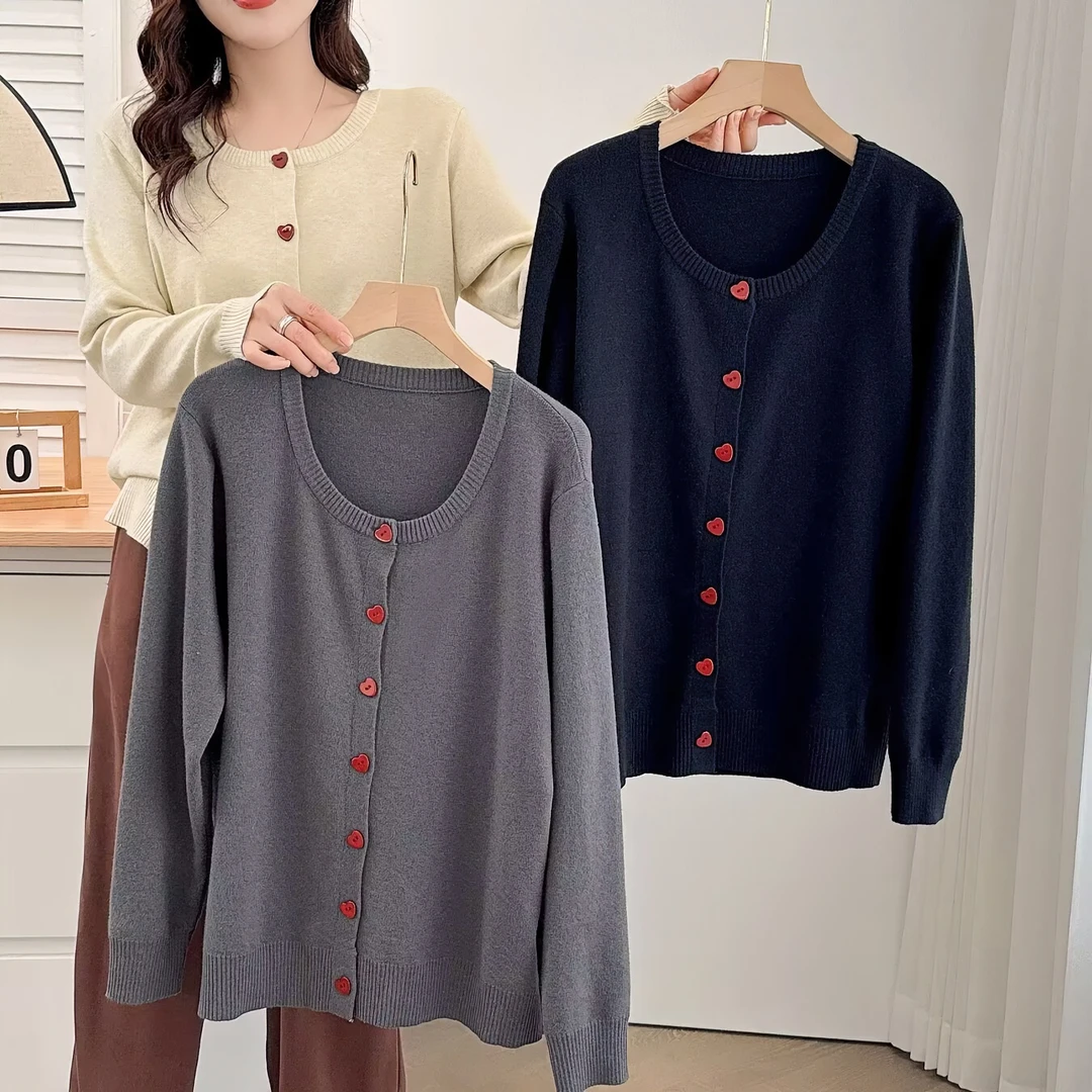 2024大码女装新款秋季上新纯色针织衫爱心扣